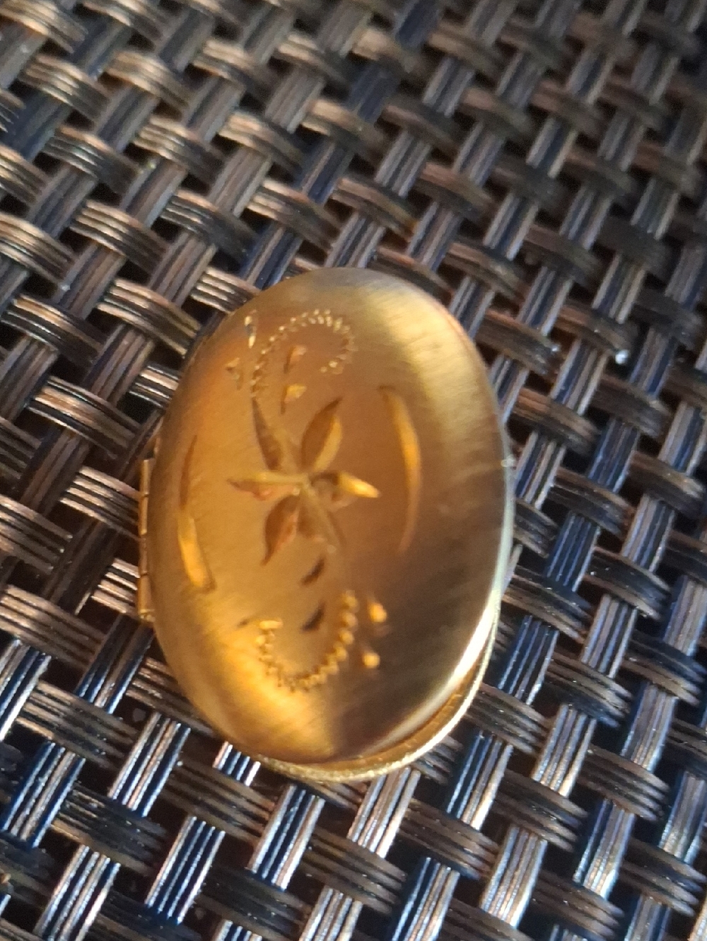 Gold Tone Vintage Engraved Oval Locket Pendant